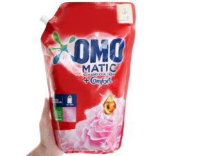 Nước giặt OMO Comfort Matic cửa trên hương Hoa hồng 1,9L